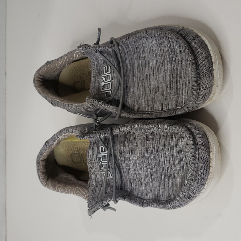 Hey Dude Wally Youth Loafers size Y4 L5